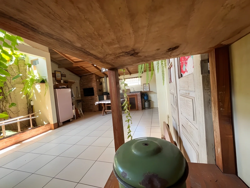 Casa de esquina com 4 dormitórios no bairro Centro – Santa Rosa/RS — foto 18 de 22