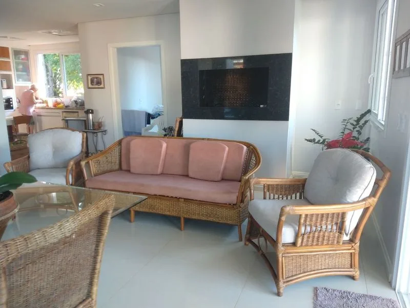 Casa de alto padrão em São Francisco, Santa Rosa — foto 14