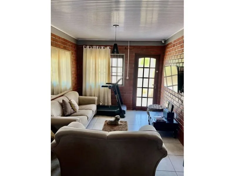 Casa rústica com energia solar e piscina no Cruzeiro — foto 9