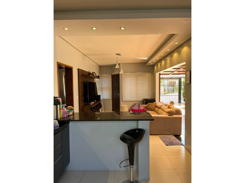 ? A CASA QUE VOCÊ PROCURA ACABOU DE ENTRAR À VENDA! — foto 8 de 40
