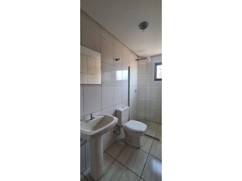 Edifício comercial na Central, Santa Rosa — foto 4