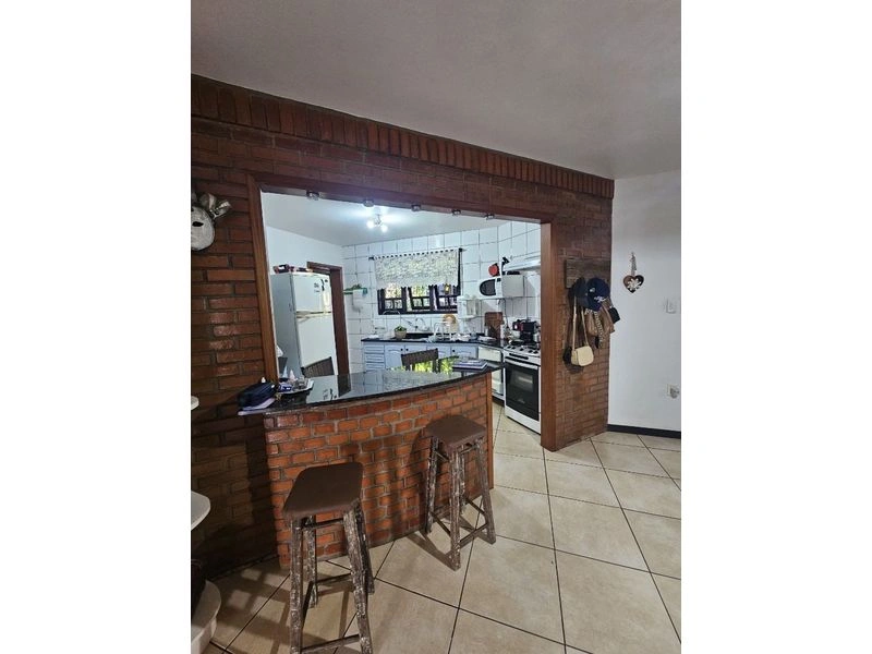 Casa com 4 dormitórios à venda, 247 m² por R$ 1.380.000,00 - Centro - Santa Rosa/RS — foto 9 de 16