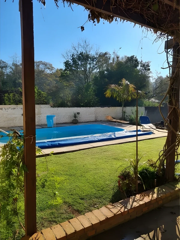 casa com piscina — foto 2 de 5