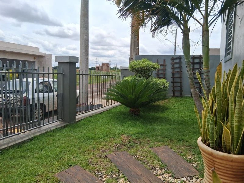 Casa à venda no Montese  Excelente oportunidade! Casa com 2 dormitórios, ideal para quem busca conforto e praticidade, localizada em bairro tranquilo. — foto 2 de 12
