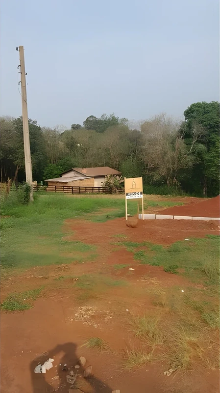 Terreno a venda com 500 m² próximo a Associação da AGCO