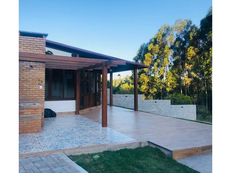 Casa com 2 dormitórios e 3 vagas no bairro Central — foto 4 de 9