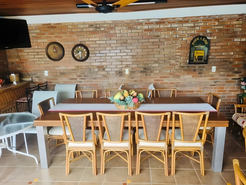 Casa com 4 dormitórios à venda, 267 m² por R$ 1.435.000 - Centro - Santa Rosa/RS — foto 14 de 17