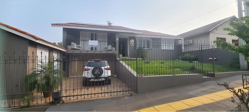 Casa com 3 quartos e piscina em São Francisco, Santa Rosa