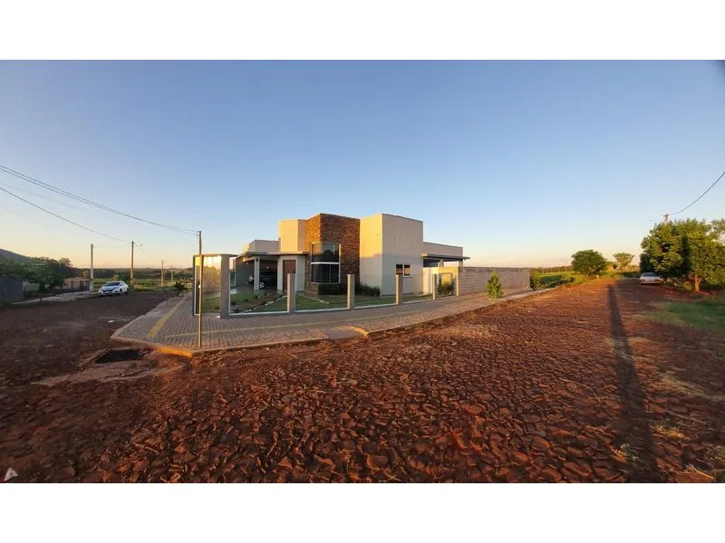 Casa moderna com 3 dormitórios em Guia Lopes — foto 1