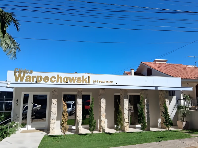 Sala comercial para aluguel no Centro — Clínica Warpeschowski