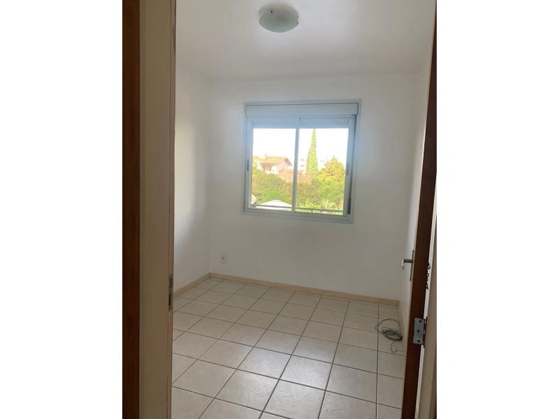 Apartamento 2 dormitórios no bairro Centro, Ed. Vitória, 50 m² — foto 6 de 8