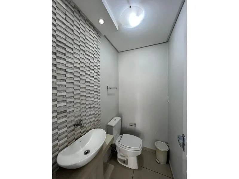 Casa de alto padrão no Centro com 4 dormitórios e piscina — foto 18