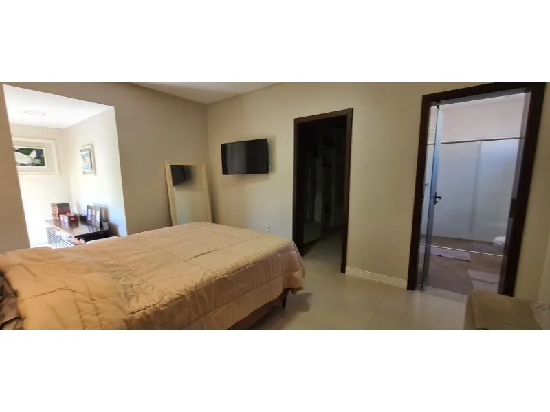 Casa de esquina com 3 dormitórios no Centro de Santa Rosa — foto 12