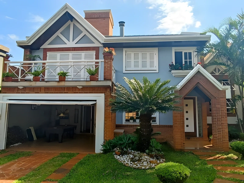 Casa com 3 dormitórios à venda, 286 m² por R$ 1.950.000 - Central - Santa Rosa/RS